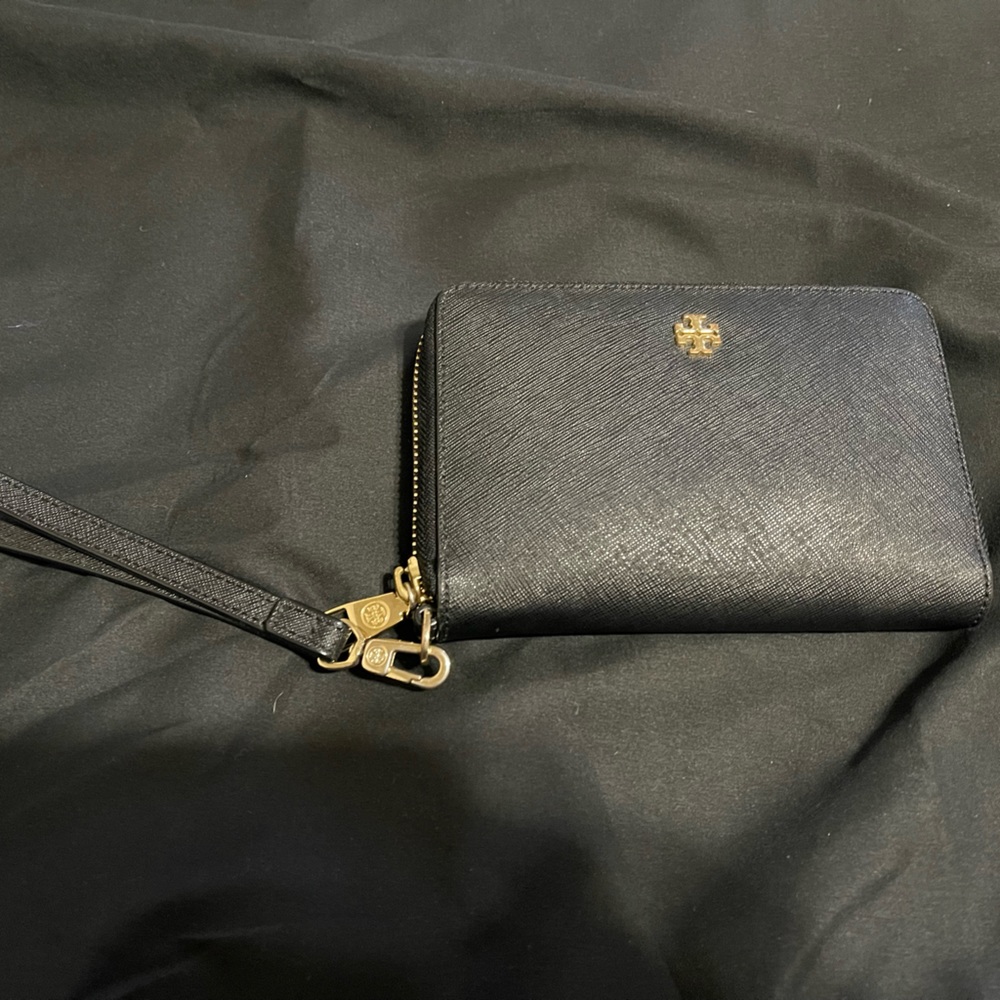 Tory Burch wallet